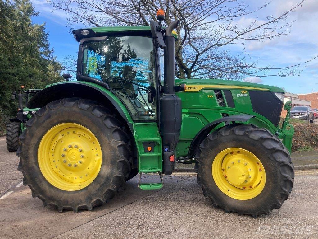 John Deere 6R 215 Tractoren