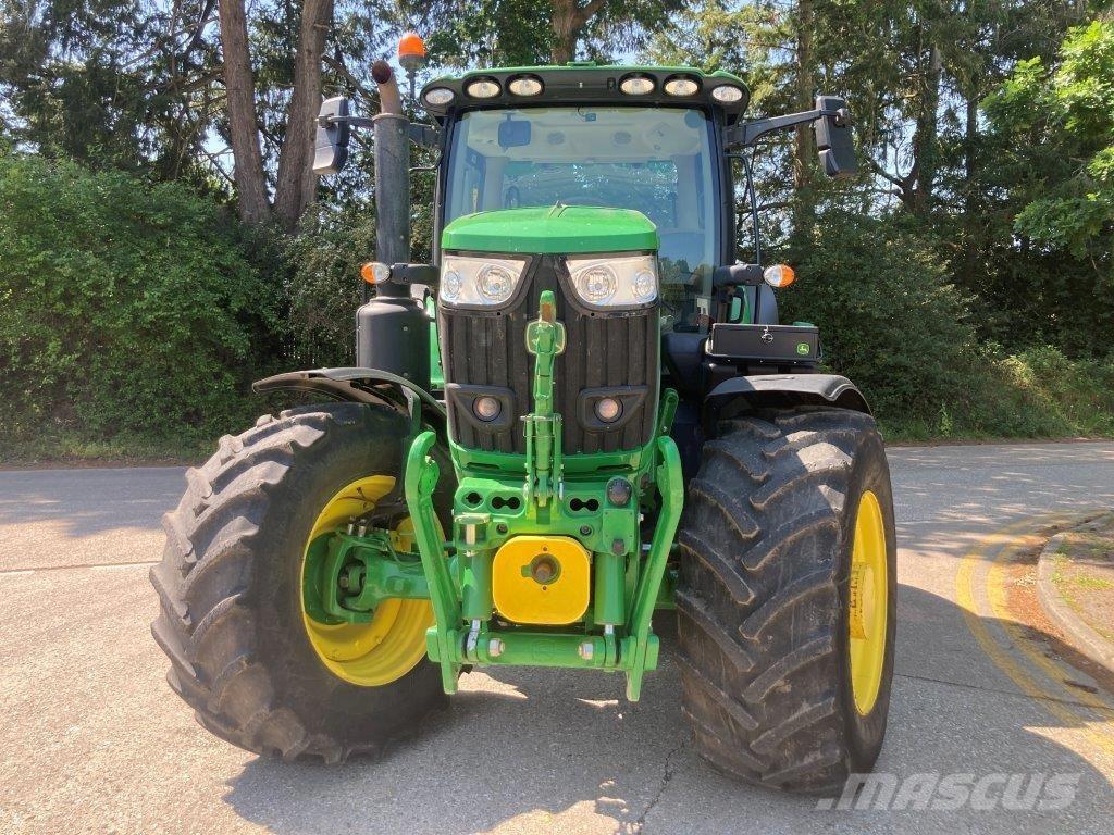 John Deere 6R 215 Tractoren