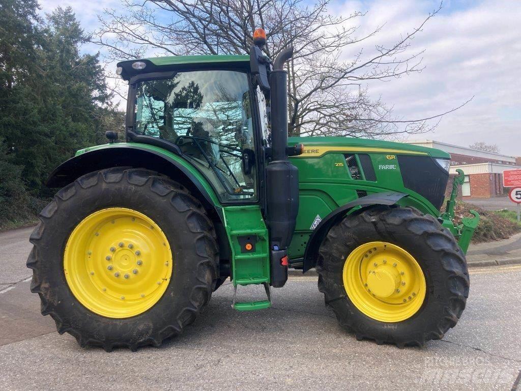 John Deere 6R 215 Tractoren