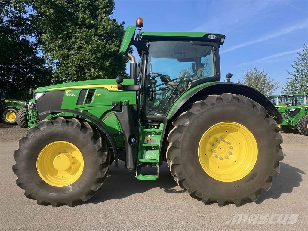 John Deere 6R 215 Tractoren