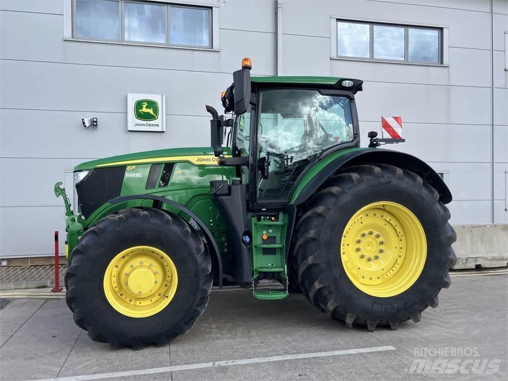 John Deere 6R 215 Tractoren