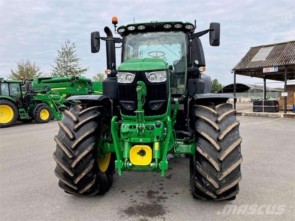 John Deere 6R 250 Tractoren