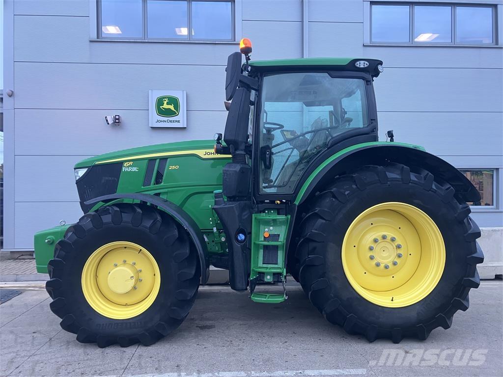 John Deere 6R 250 Tractoren