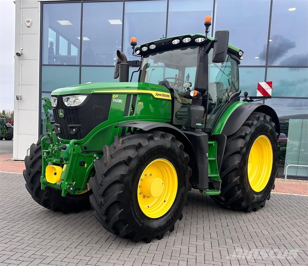 John Deere 6R 250 Tractoren