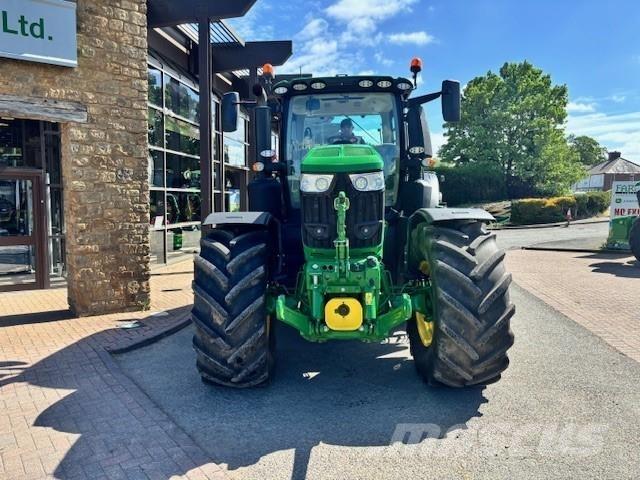 John Deere 6R 250 Tractoren