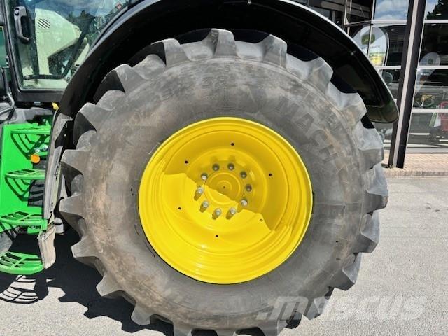 John Deere 6R 250 Tractoren