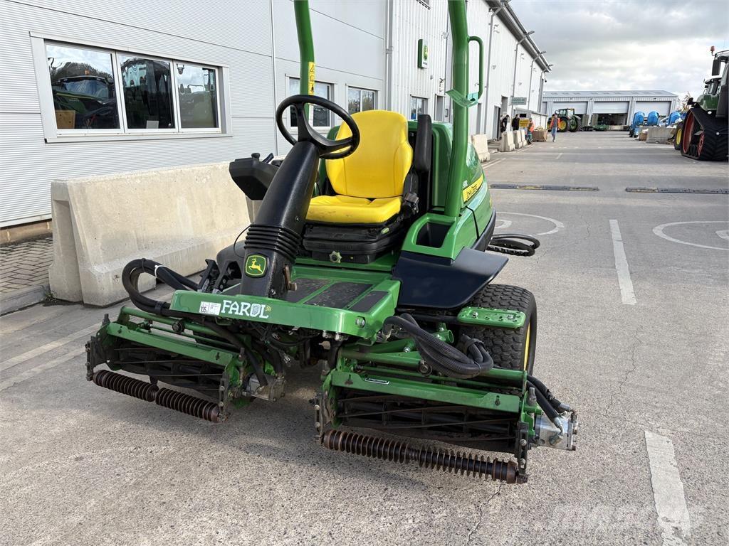 John Deere 7200A Loopmaaier