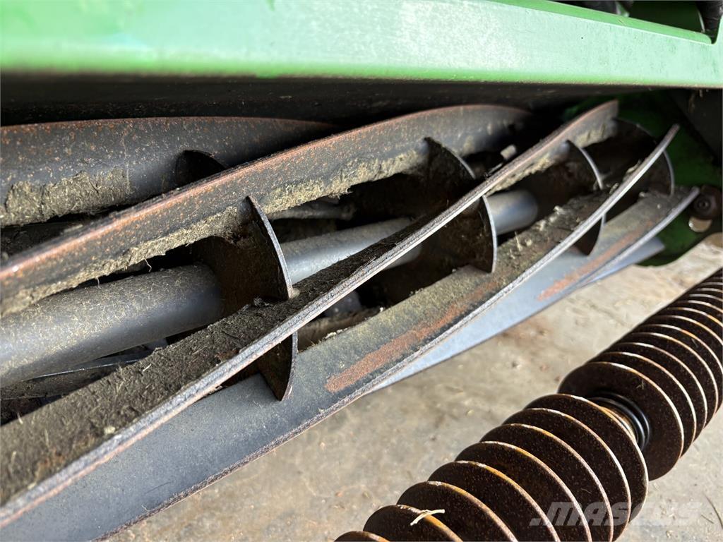 John Deere 7200A Loopmaaier