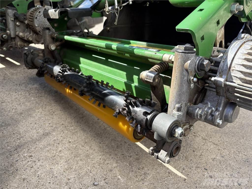 John Deere 7500AE Loopmaaier