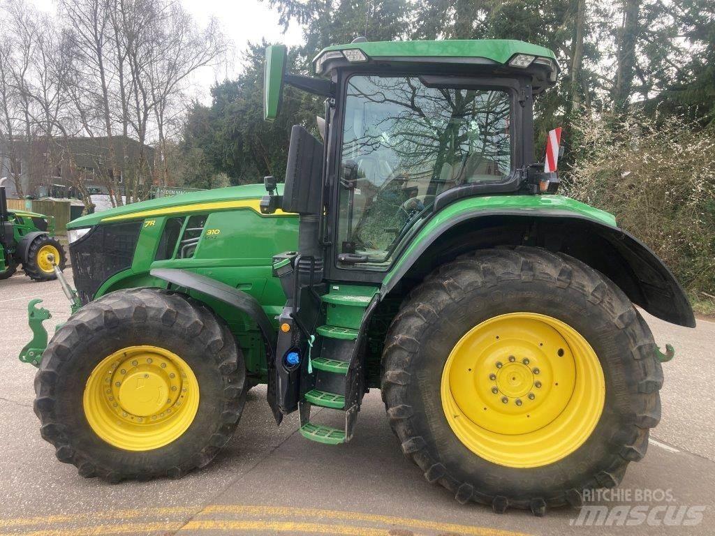 John Deere 7R 310 Tractoren