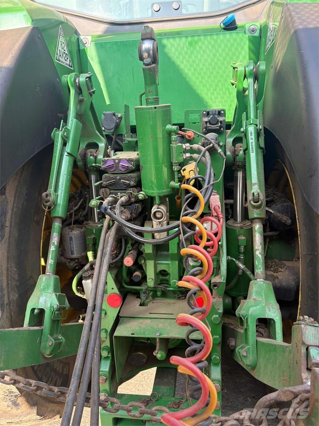 John Deere 8R 370 Tractoren