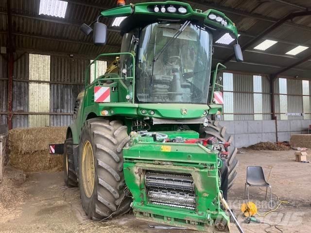 John Deere 9900 Zelfrijdende veldhakselaars