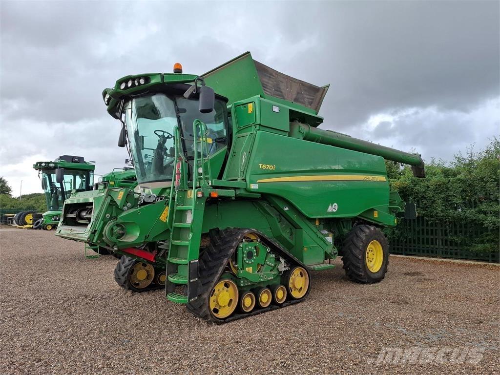 John Deere T670i Maaidorsmachines