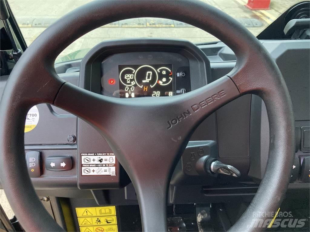 John Deere XUV875M Utiliteitsmachines
