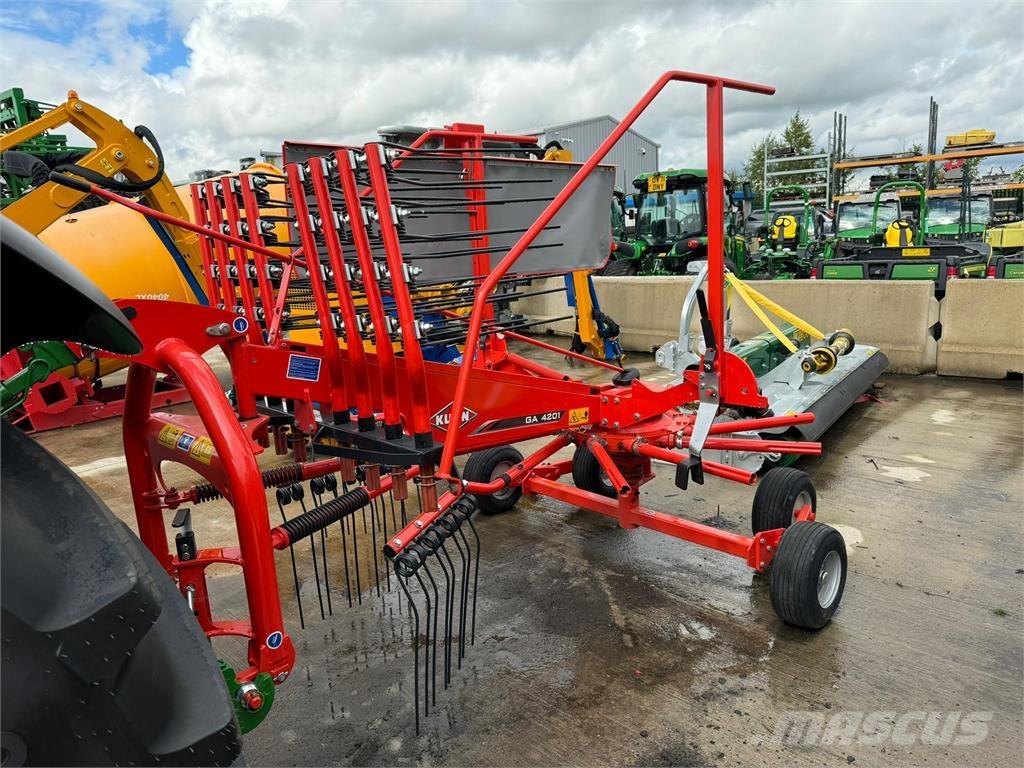 Kuhn GA 4201 Schudders