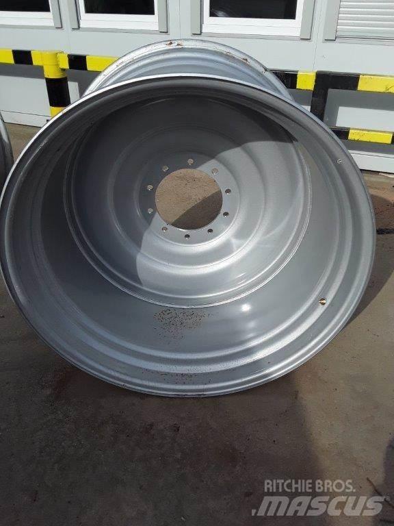  Misc. Silver Rims Banden, wielen en velgen