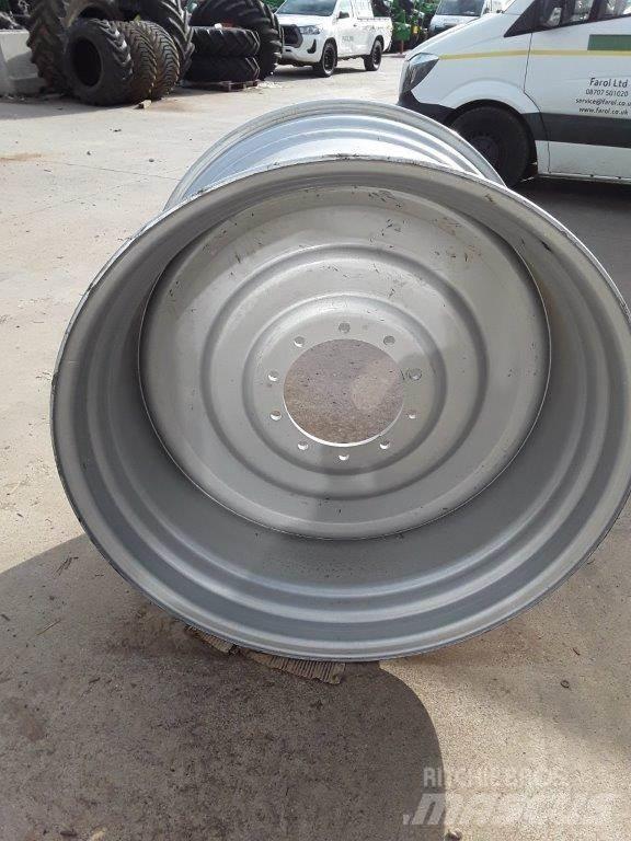  Misc. Silver Rims Banden, wielen en velgen