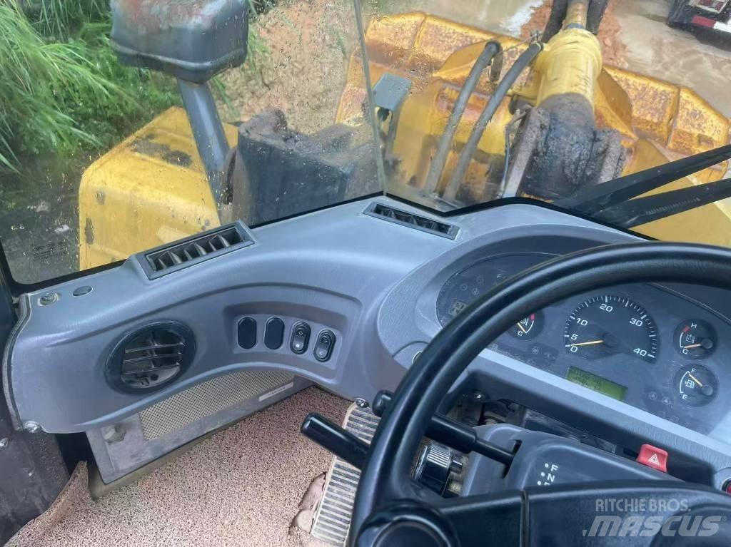 Komatsu WA 380-6 Wielladers