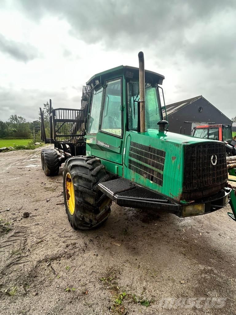 Timberjack 1410 Uitrijwagens