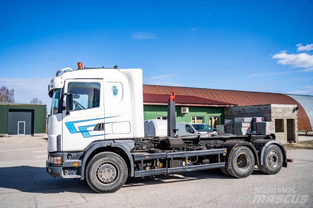 Scania R 144 GB Vrachtwagen met containersysteem