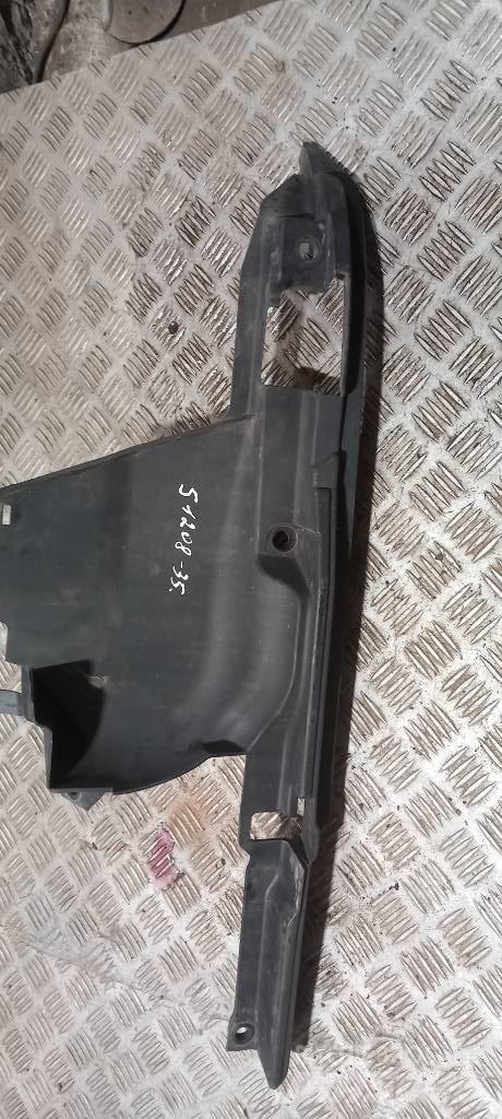 Scania 94 D.    1427430 Cabine en interieur
