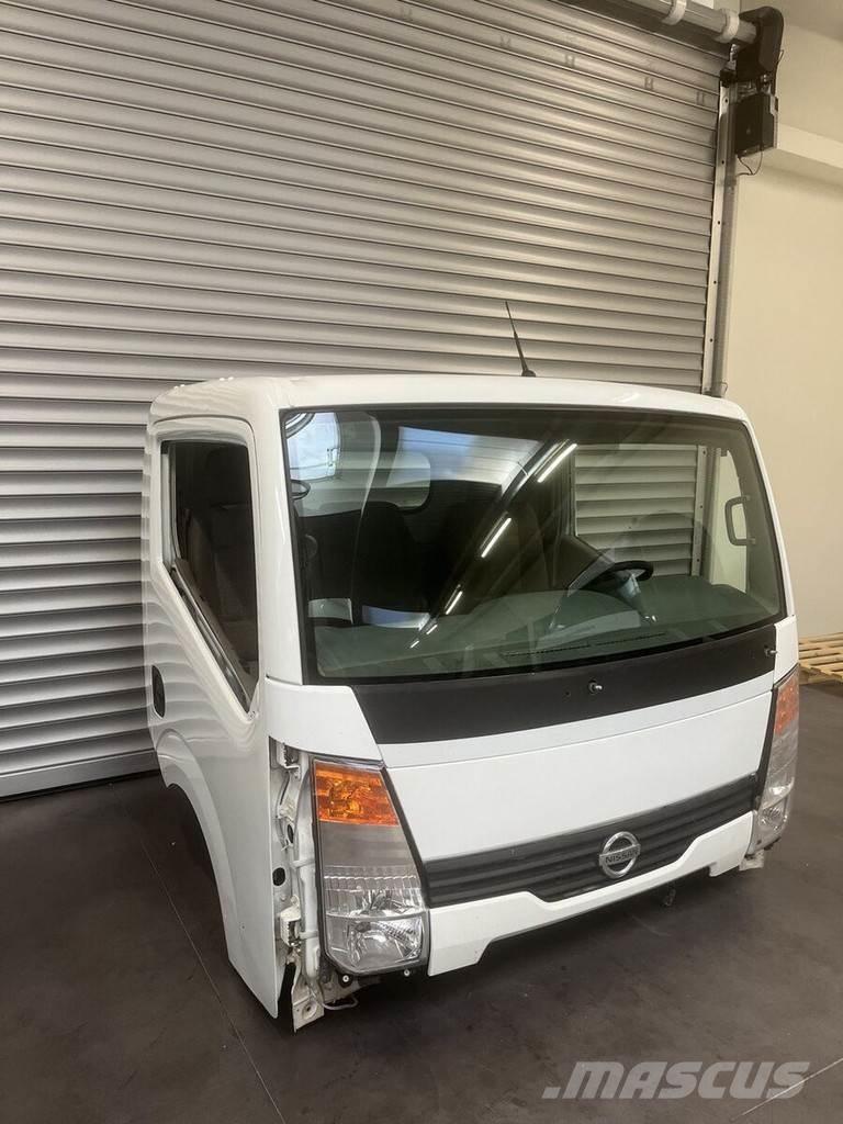 Nissan Cabstar Cabine en interieur