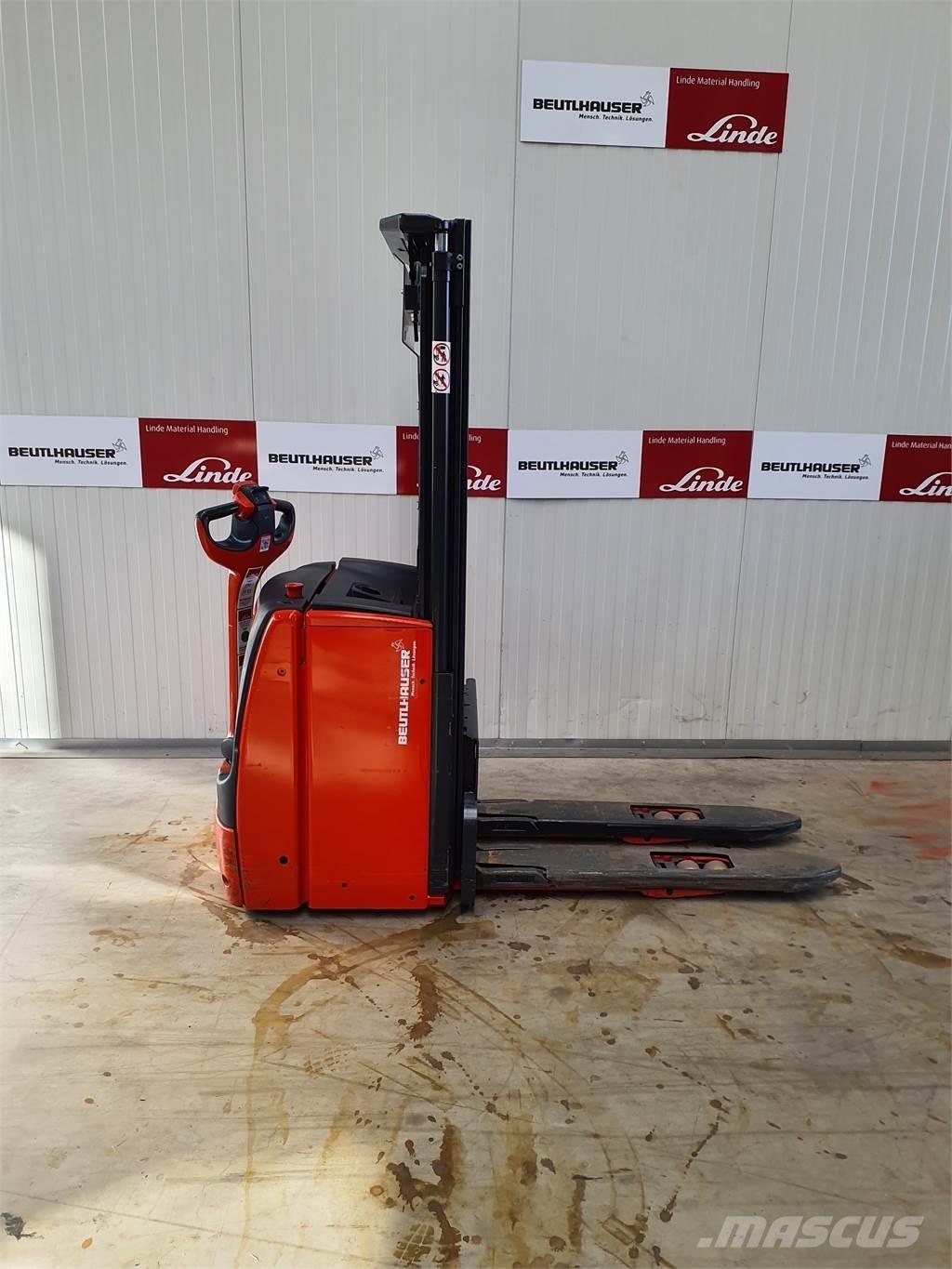 Linde L16i Meeloop stapelaar