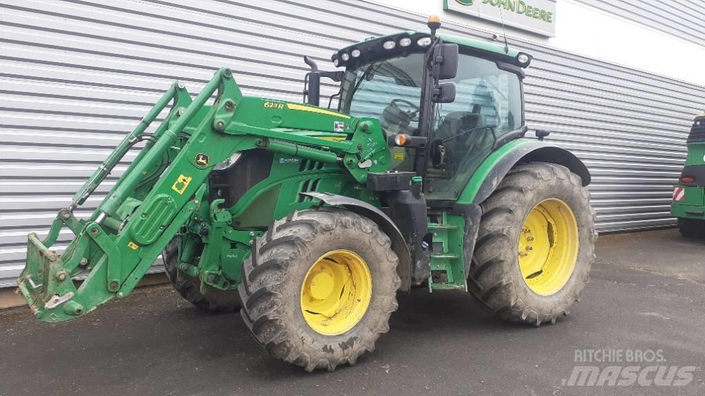 John Deere 6130 R Tractoren