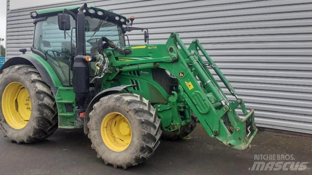 John Deere 6130 R Tractoren