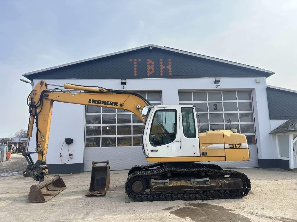 Liebherr R 317 Rupsgraafmachines
