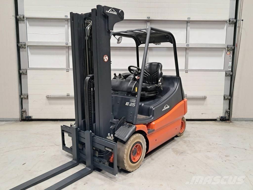 Linde E25/02 Elektrische heftrucks
