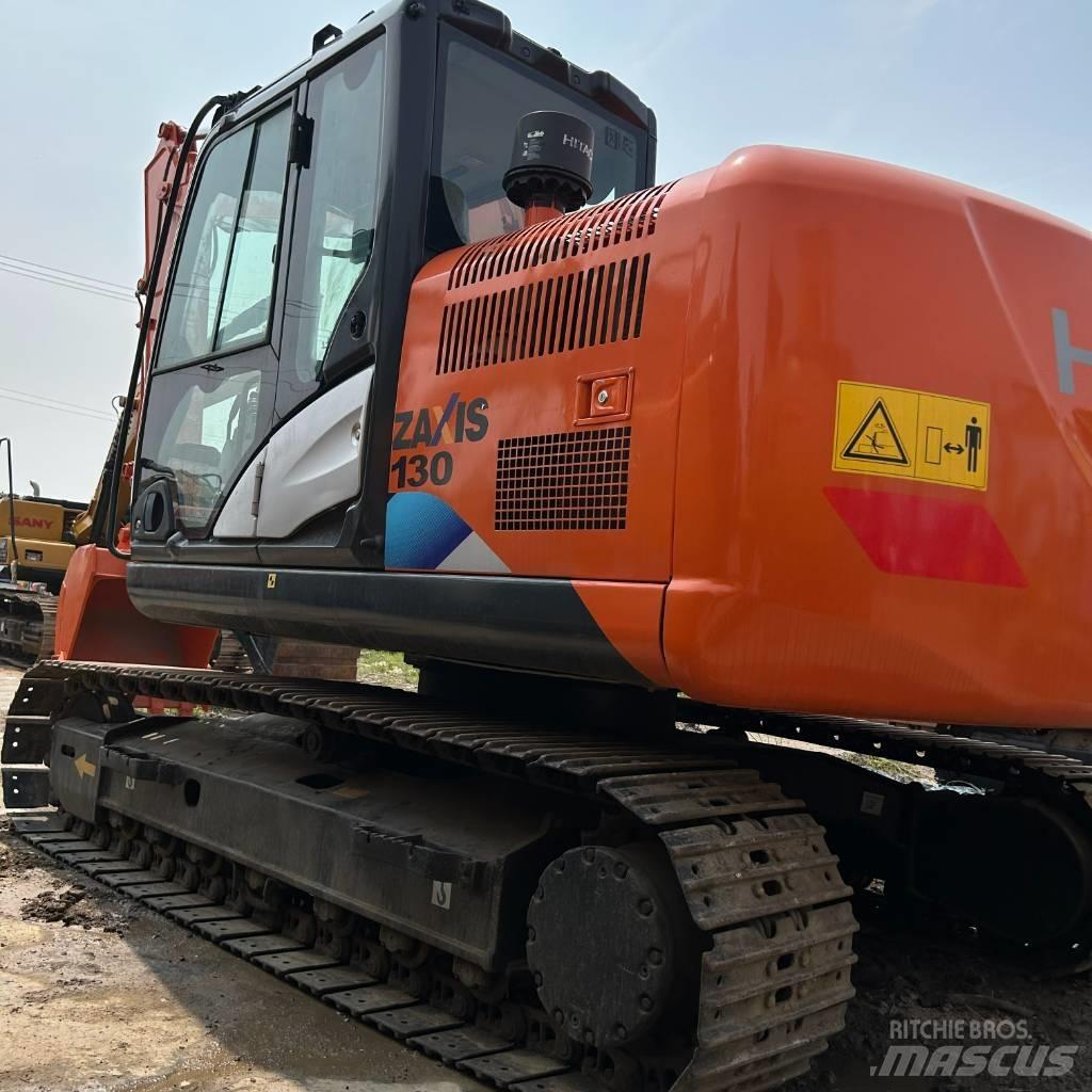 Hitachi 130 Rupsgraafmachines