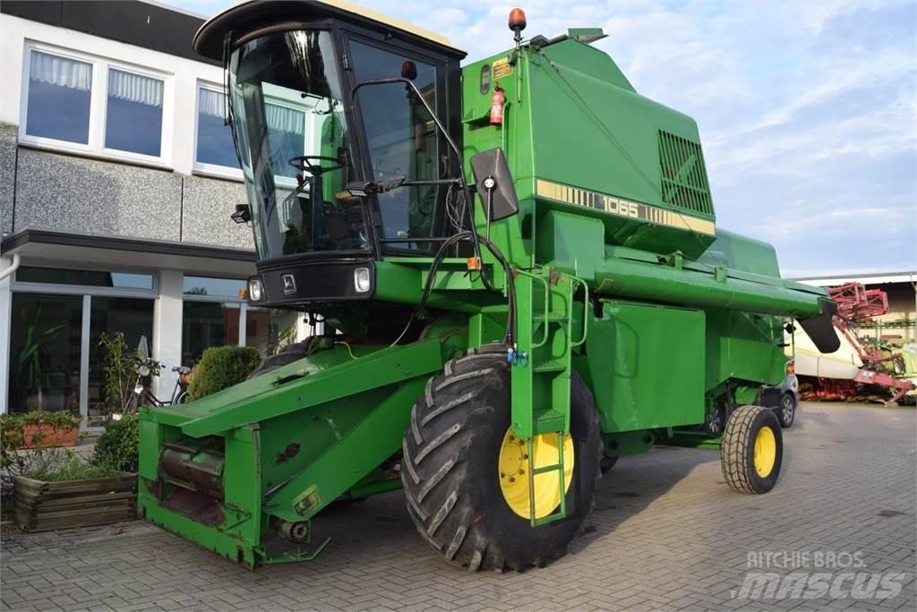 John Deere 1065 Maaidorsmachines