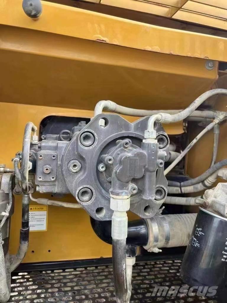 Sany SY 215 C-pro Rupsgraafmachines