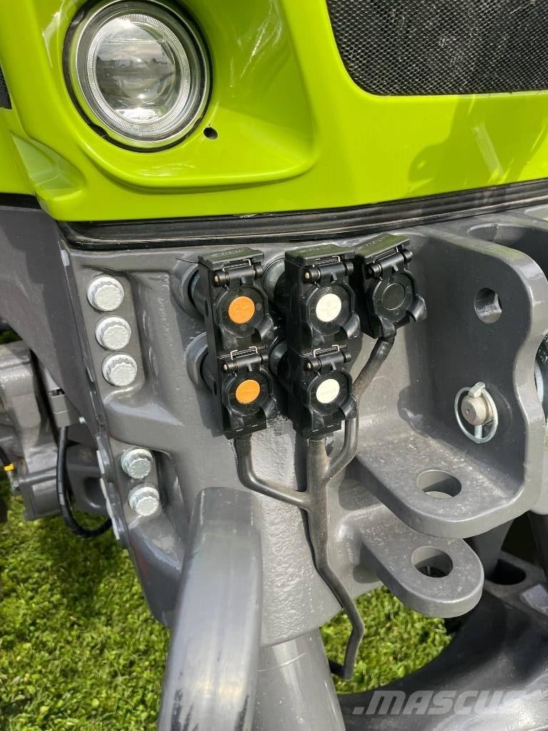 CLAAS AXION 930 Tractoren