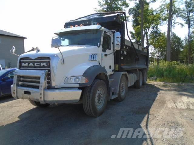 Mack GRANITE GR64B Kipper