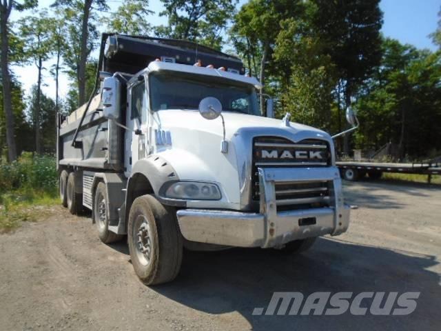 Mack GRANITE GR64B Kipper