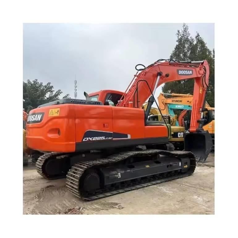 Doosan DX 225 LC-9C Rupsgraafmachines