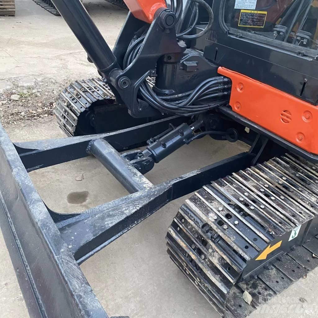 Hitachi ZX 50 U Rupsgraafmachines