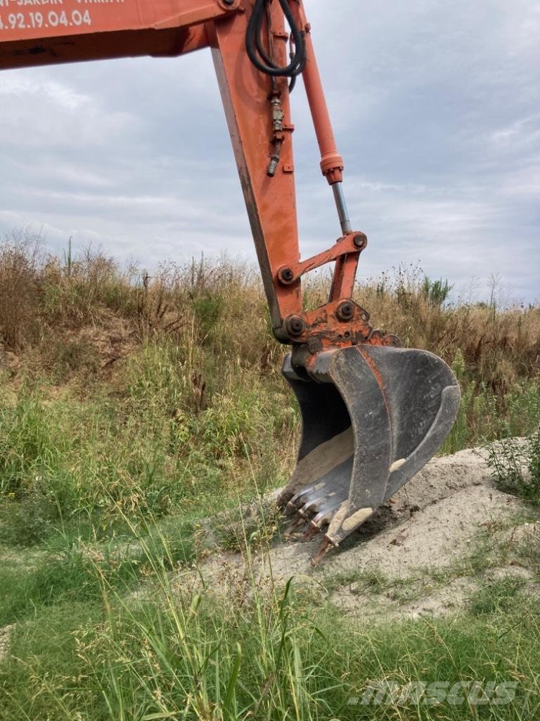 Hitachi EX 135 W Wielgraafmachines