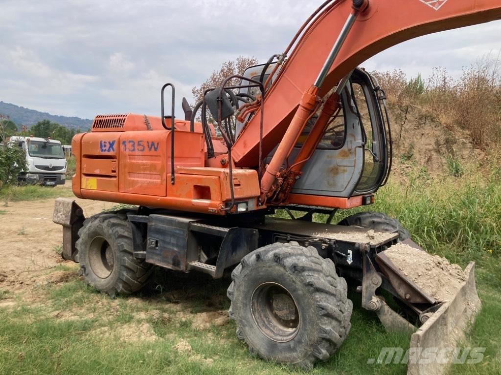 Hitachi EX 135 W Wielgraafmachines
