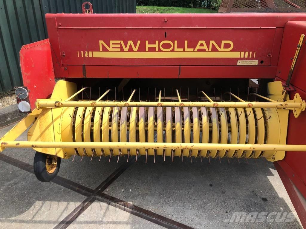 New Holland 570 Vierkante balenpers