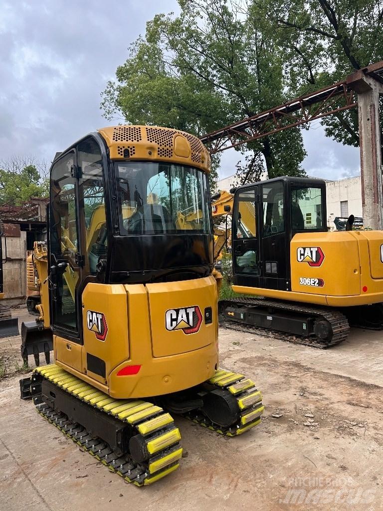 CAT 302 Minigraafmachines < 7t
