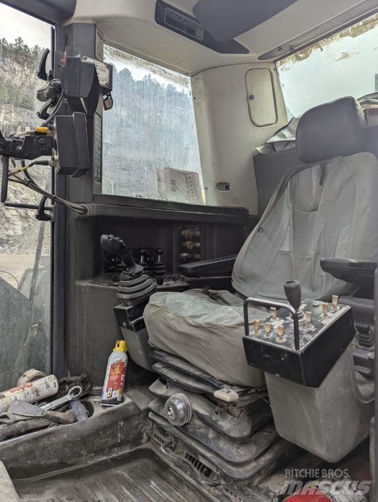 Atlas Copco D60-SF Surface drill rigs