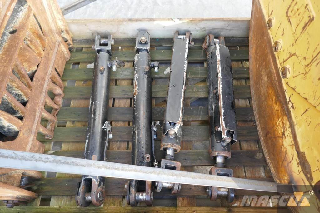 CAT 525D Grapple Transport - Anderen