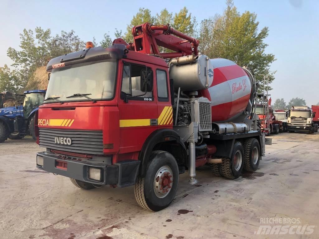 Iveco 330.30 H Betonmixers en pompen