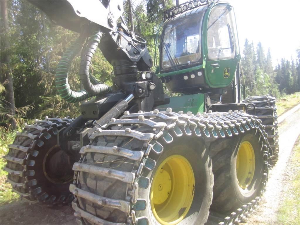 John Deere 1470G Harvesters