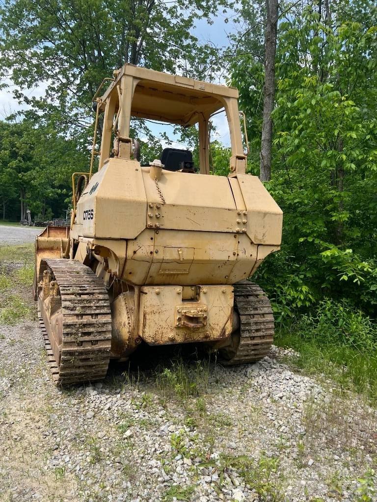 Komatsu D 75 S Rupsladers