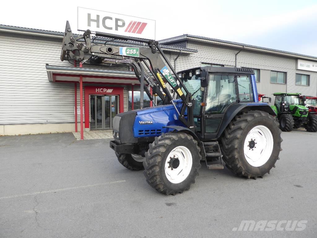 Valtra 6550 Hitech Tractoren