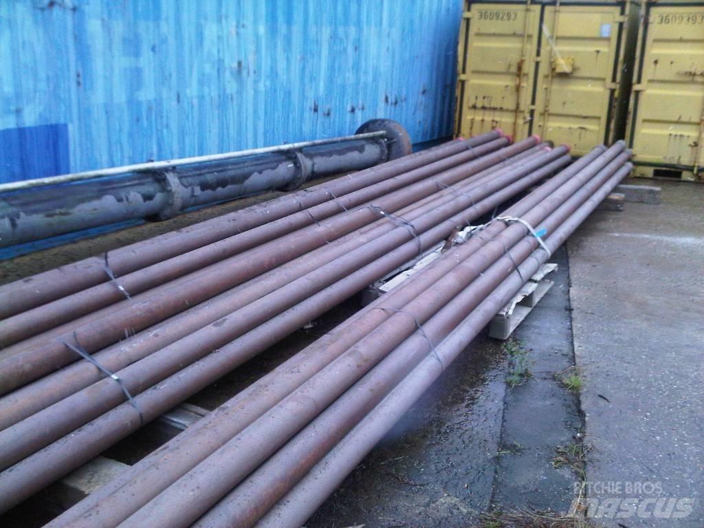  Drill pipes 32' X 4" Olie- en gasboorapparatuur